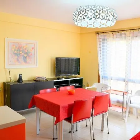 Compostella - 2 Bedroom Appartement Arona (Tenerife)